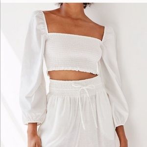 Wilfred Inaya Smocked Puff Sleeve Crop Blouse